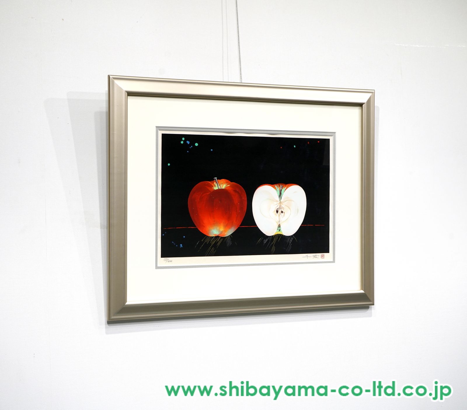 【美品】中島千波 木版画 りんごの春 額装 サイン入り 箱付 限定200部 美品】中島千波 木版画 りんごの春 額装 サイン入り 箱付 限定